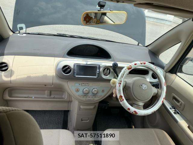 Toyota PORTE 2006-03 8037621-15