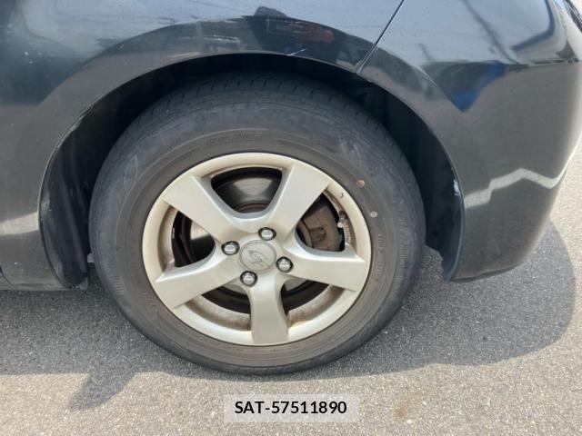 Toyota PORTE 2006-03 8037621-5