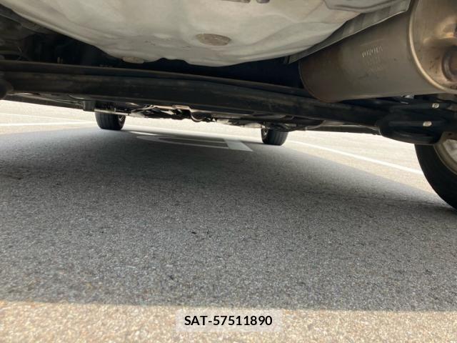 Toyota PORTE 2006-03 8037621-7