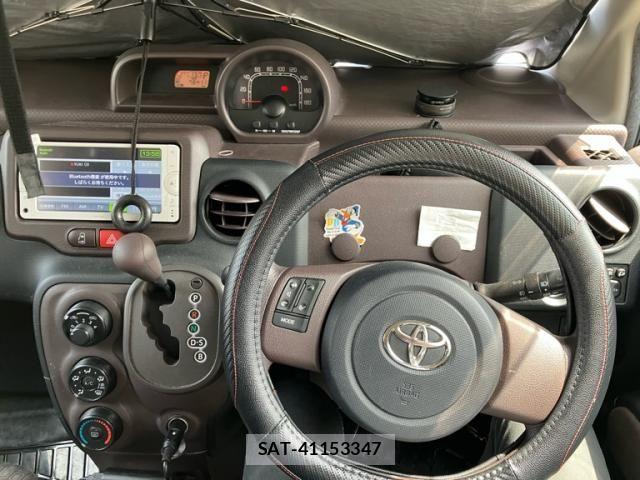Toyota PORTE 2012-09 8075129-6