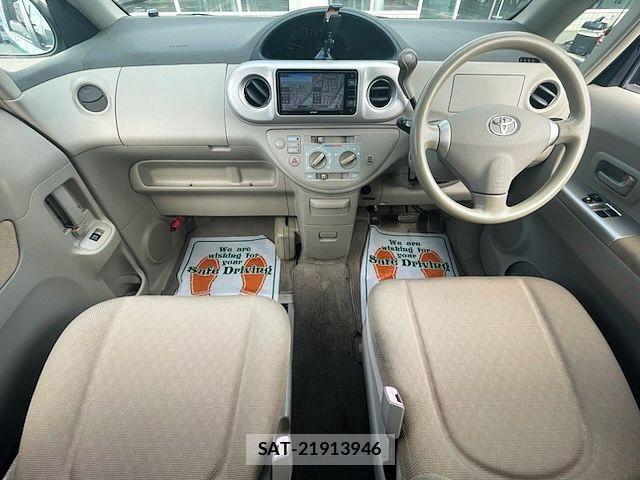 Toyota PORTE 2009-06 8101215-1