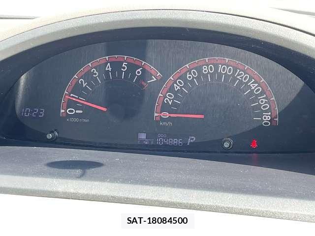 Toyota PORTE 2012-10 8101217-5