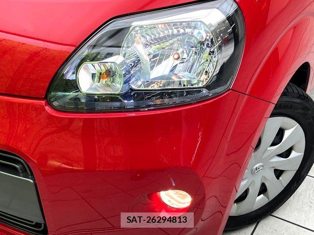 Toyota PORTE 2016-09 8131904-11