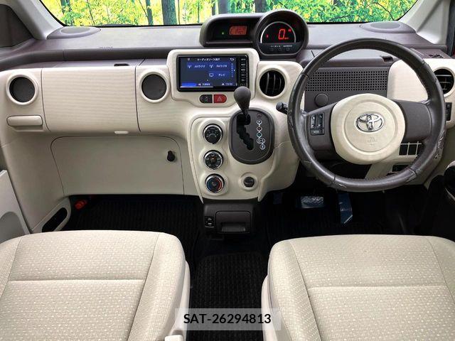 Toyota PORTE 2016-09 8131904-1