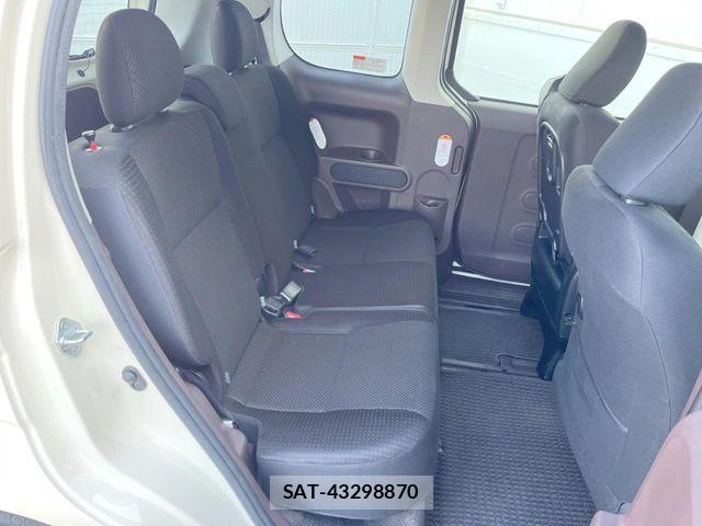Toyota PORTE 2016-03 8131906-8