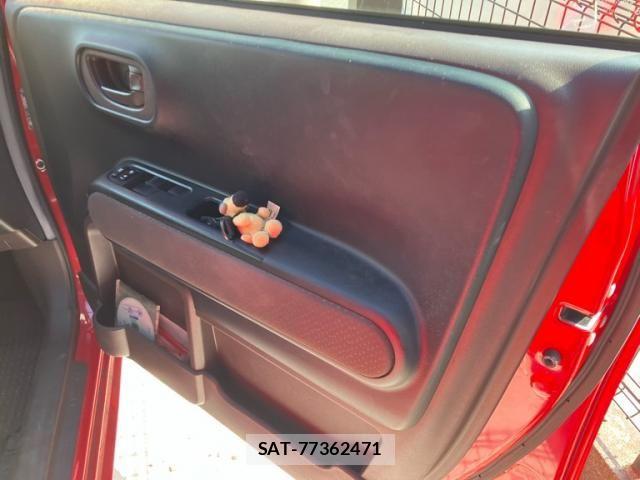 Toyota PORTE 2016-07 8209553-9