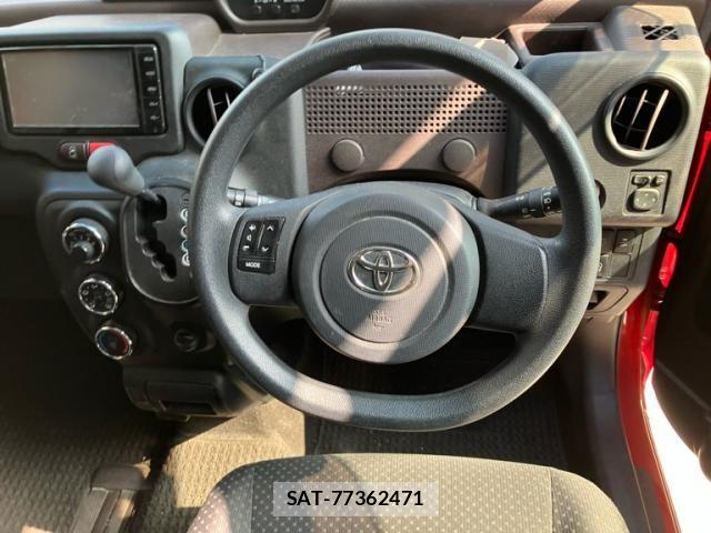 Toyota PORTE 2016-07 8209553-11