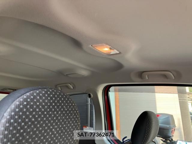 Toyota PORTE 2016-07 8209553-13
