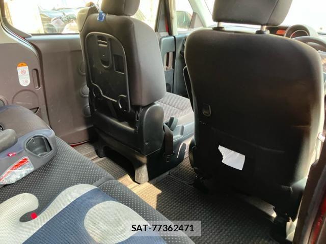 Toyota PORTE 2016-07 8209553-14