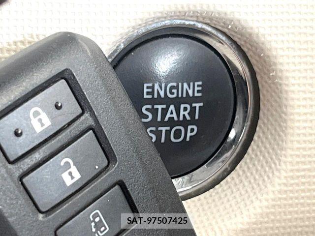 Toyota PORTE 2016-04 8209552-6