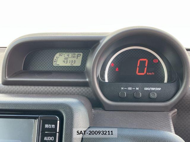 Toyota PORTE 2017-06 8209544-20