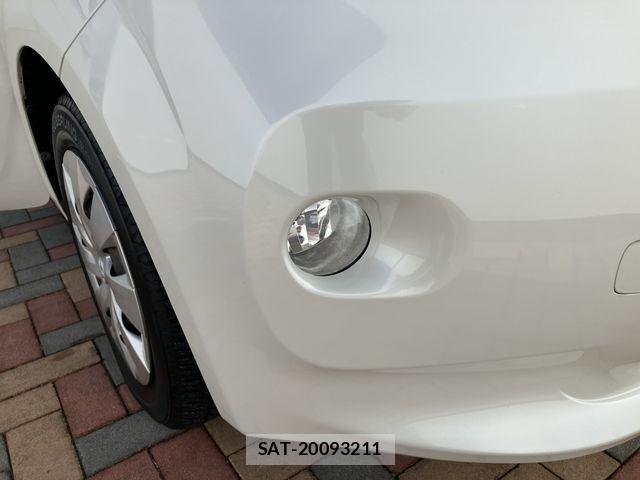 Toyota PORTE 2017-06 8209544-25