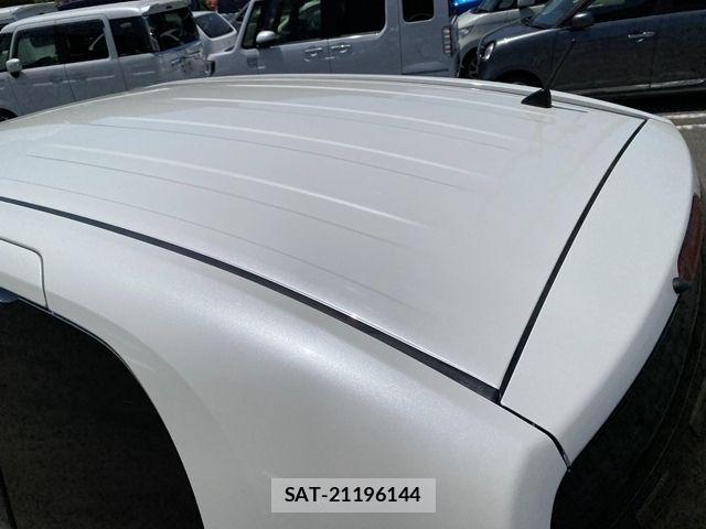 Toyota PORTE 2016-11 8209551-12