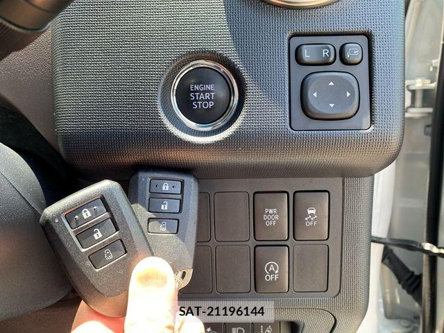 Toyota PORTE 2016-11 8209551-23