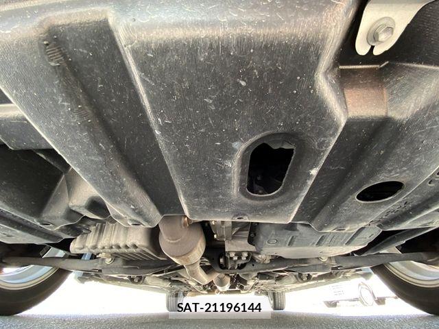 Toyota PORTE 2016-11 8209551-27