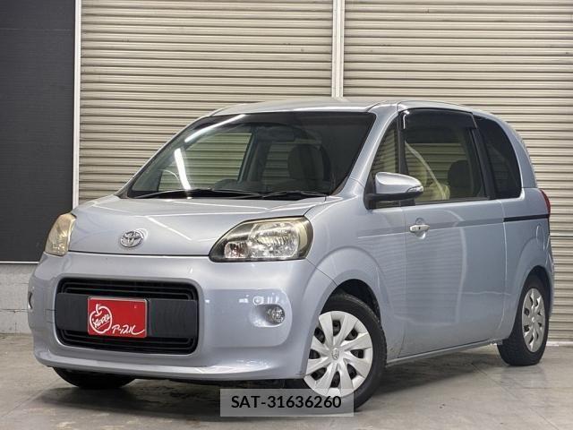 Toyota PORTE 2012-10 8209554-0