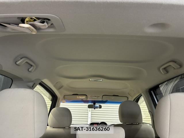 Toyota PORTE 2012-10 8209554-16