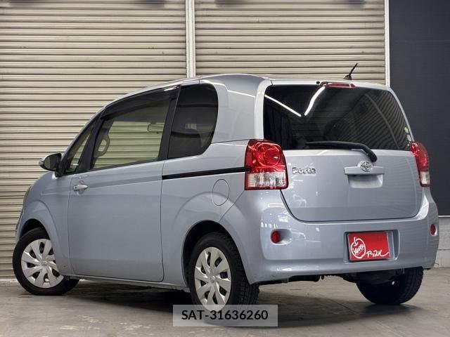 Toyota PORTE 2012-10 8209554-7