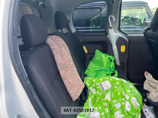 Toyota PORTE 2012-11 8231310-12