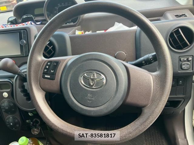 Toyota PORTE 2012-11 8231310-14