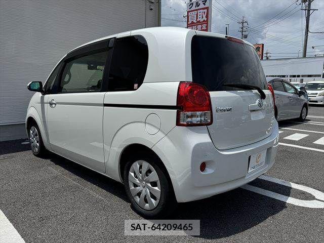 Toyota PORTE 2019-08 8246339-17