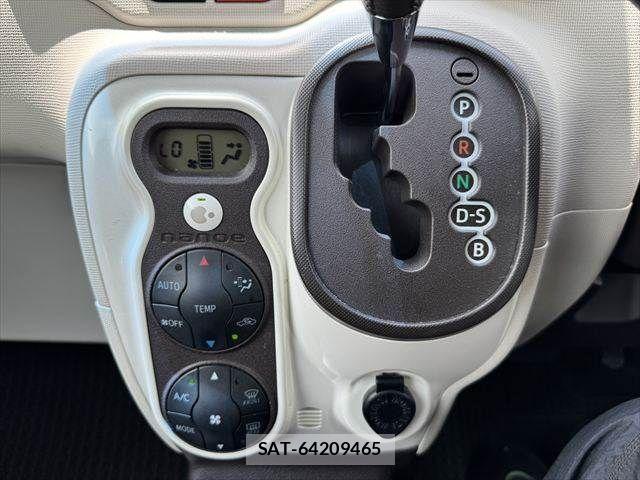 Toyota PORTE 2019-08 8246339-26