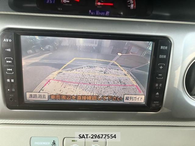 Toyota PORTE 2011-06 8246338-14
