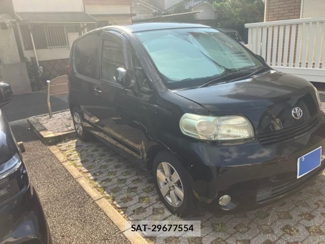 Toyota PORTE 2011-06 8246338-3