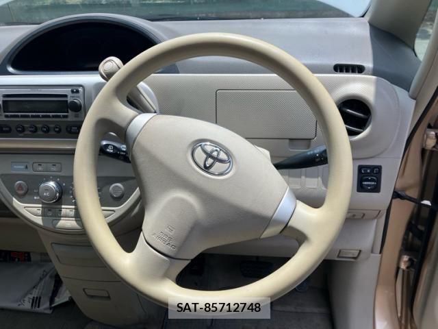 Toyota PORTE 2008-08 8246341-11