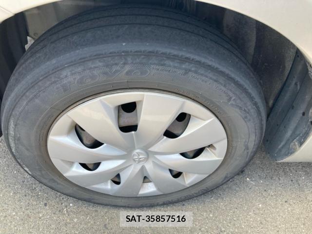 Toyota PORTE 2015-03 8246340-8