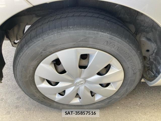 Toyota PORTE 2015-03 8246340-6