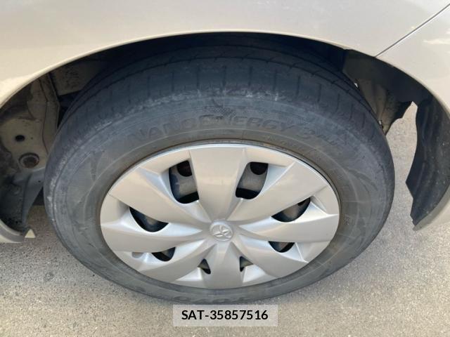 Toyota PORTE 2015-03 8246340-7
