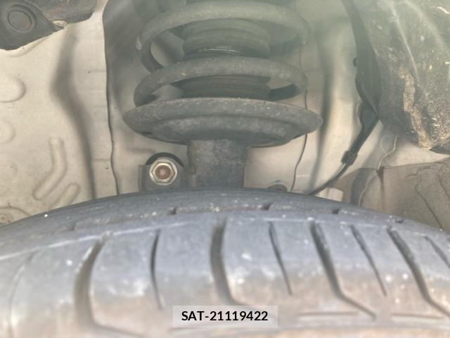 Toyota PORTE 2014-06 8316399-9