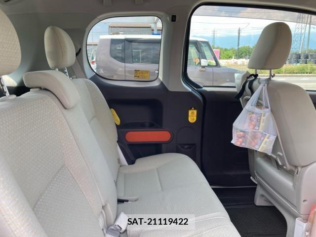 Toyota PORTE 2014-06 8316399-15