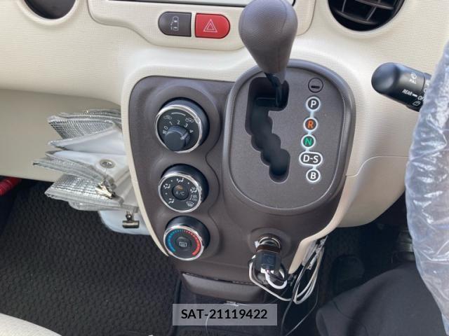 Toyota PORTE 2014-06 8316399-24