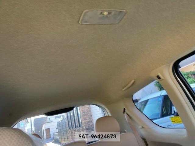 Toyota PORTE 2005-11 8337395-18