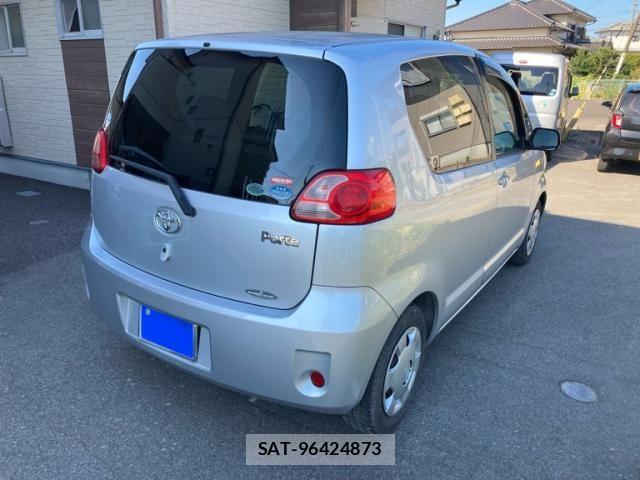 Toyota PORTE 2005-11 8337395-3