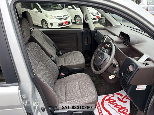 Toyota PORTE 2014-06 8337398-9