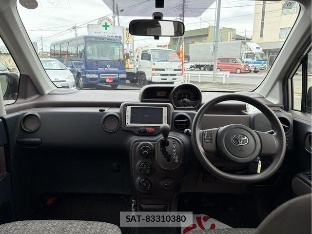 Toyota PORTE 2014-06 8337398-10