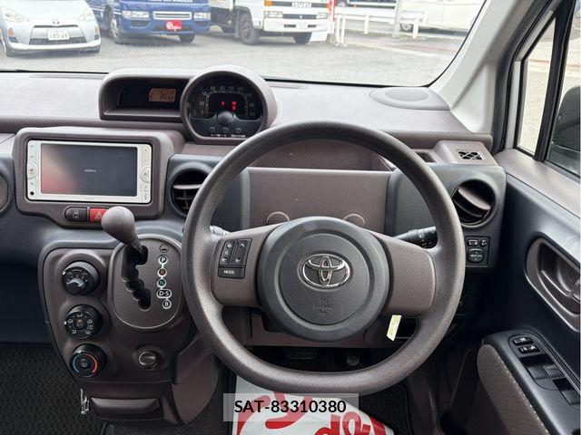 Toyota PORTE 2014-06 8337398-11