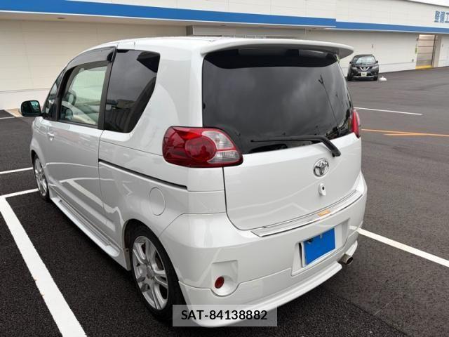 Toyota PORTE 2011-08 8337397-9