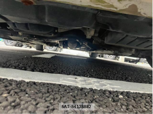 Toyota PORTE 2011-08 8337397-4