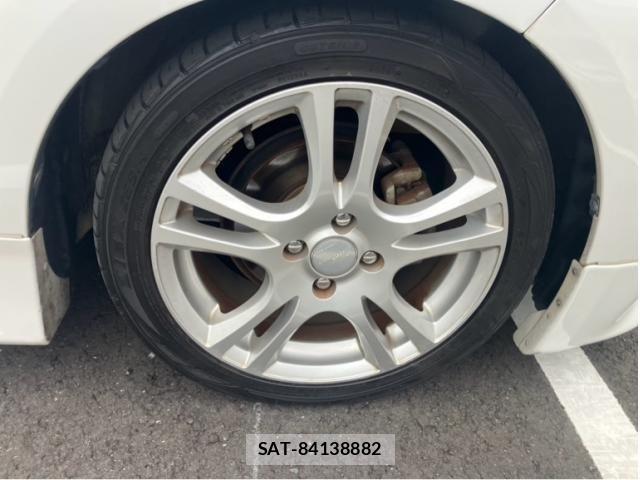 Toyota PORTE 2011-08 8337397-5