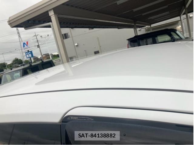 Toyota PORTE 2011-08 8337397-6