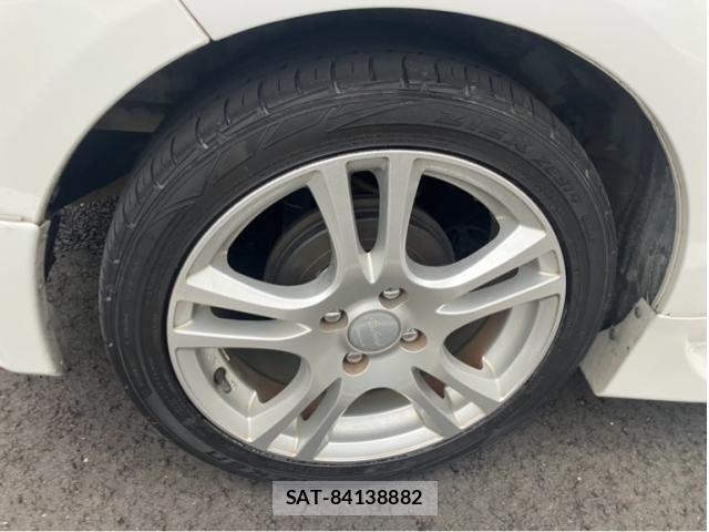 Toyota PORTE 2011-08 8337397-7