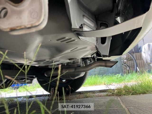 Toyota PORTE 2016-04 8337396-6