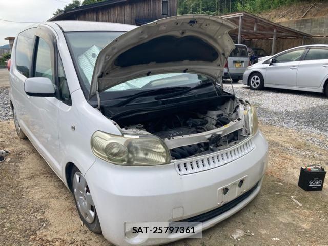 Toyota PORTE 2005-12 8368110-2