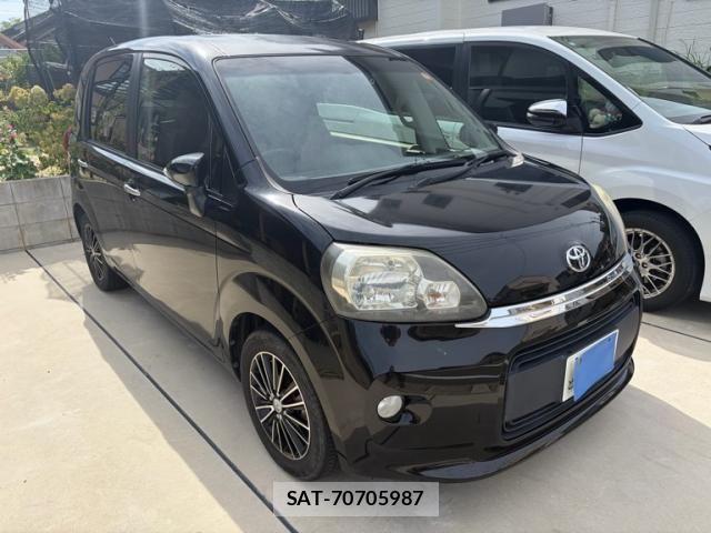 Toyota PORTE 2012-12 8368114-1