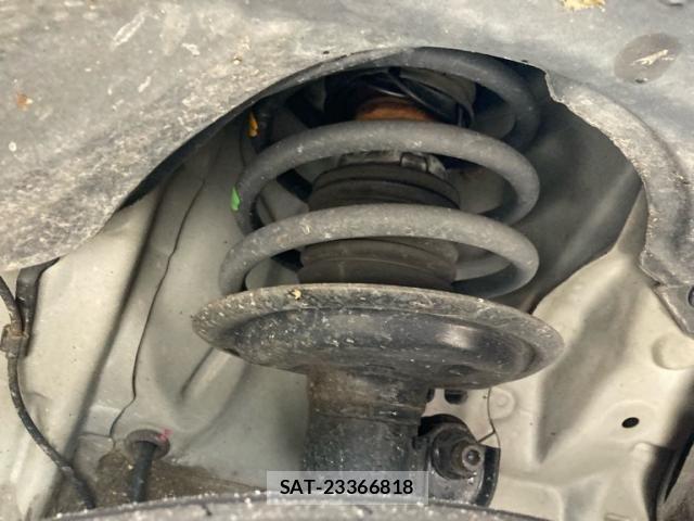 Toyota PORTE 2016-08 8368117-10
