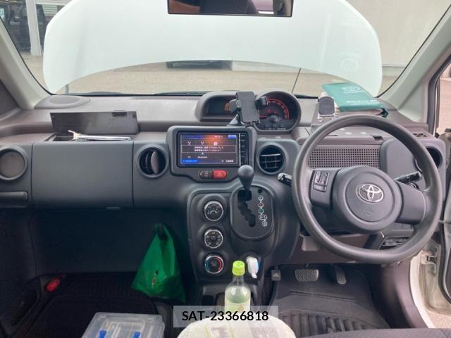 Toyota PORTE 2016-08 8368117-14